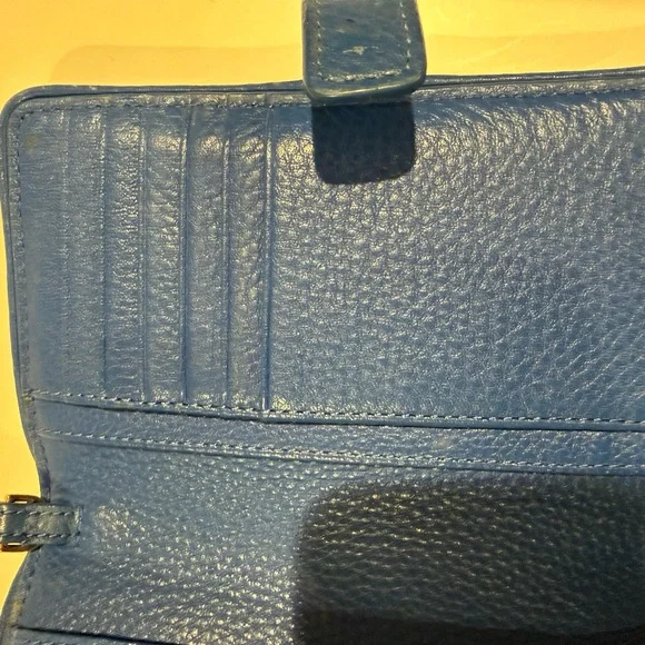 Tory Burch Britten Smartphone Snap Wallet - Picture 9 of 13